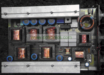 圖2：采用鋁電解電容的太陽(yáng)能逆變器