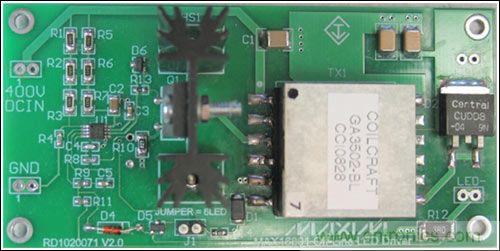LED驅(qū)動(dòng)器參考設(shè)計(jì)，1.9英寸 x 3.9英寸，雙層板