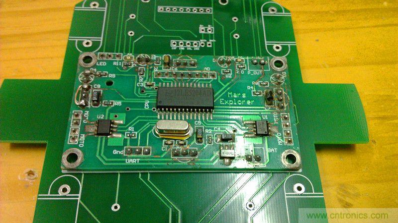 牛人力作！PCB版藍(lán)牙智能小車DIY