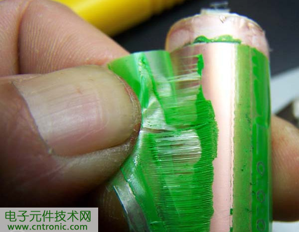 筆記本電池拆解，探秘電池內(nèi)部結(jié)構(gòu)