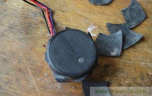 創(chuàng)意DIY！迷你風(fēng)力發(fā)電機(jī)！