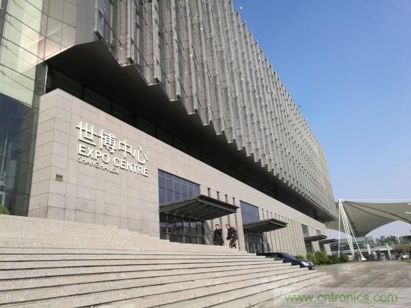 新旗艦Mate 8全評測：橫空出世！能否延續(xù)一機(jī)難求？