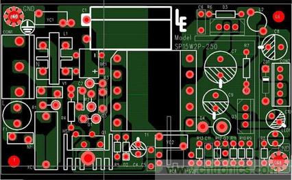 PCB元器件如何擺，線路該如何連接才能提高主板性能？